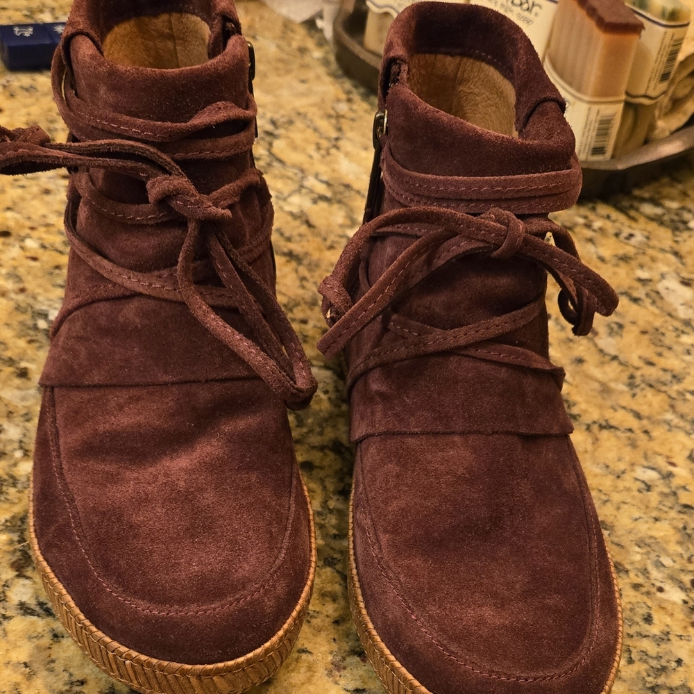 Ugg low boots shoes
